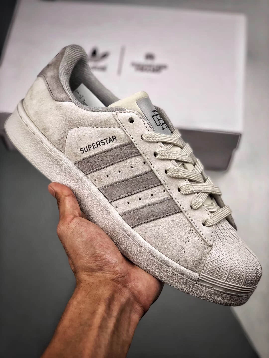 Adidas superstar outlet b